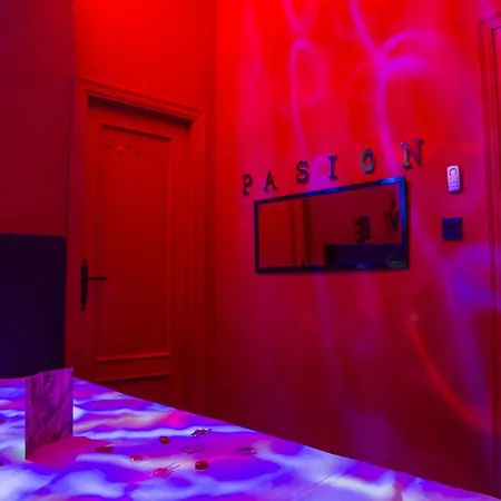Love hotel 9 Secrets - Adults Only *